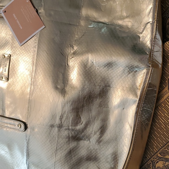 MICHAEL KORS GOLD METALLIC GORGEOUS TOTE BAG.  NWOT - Picture 4 of 6